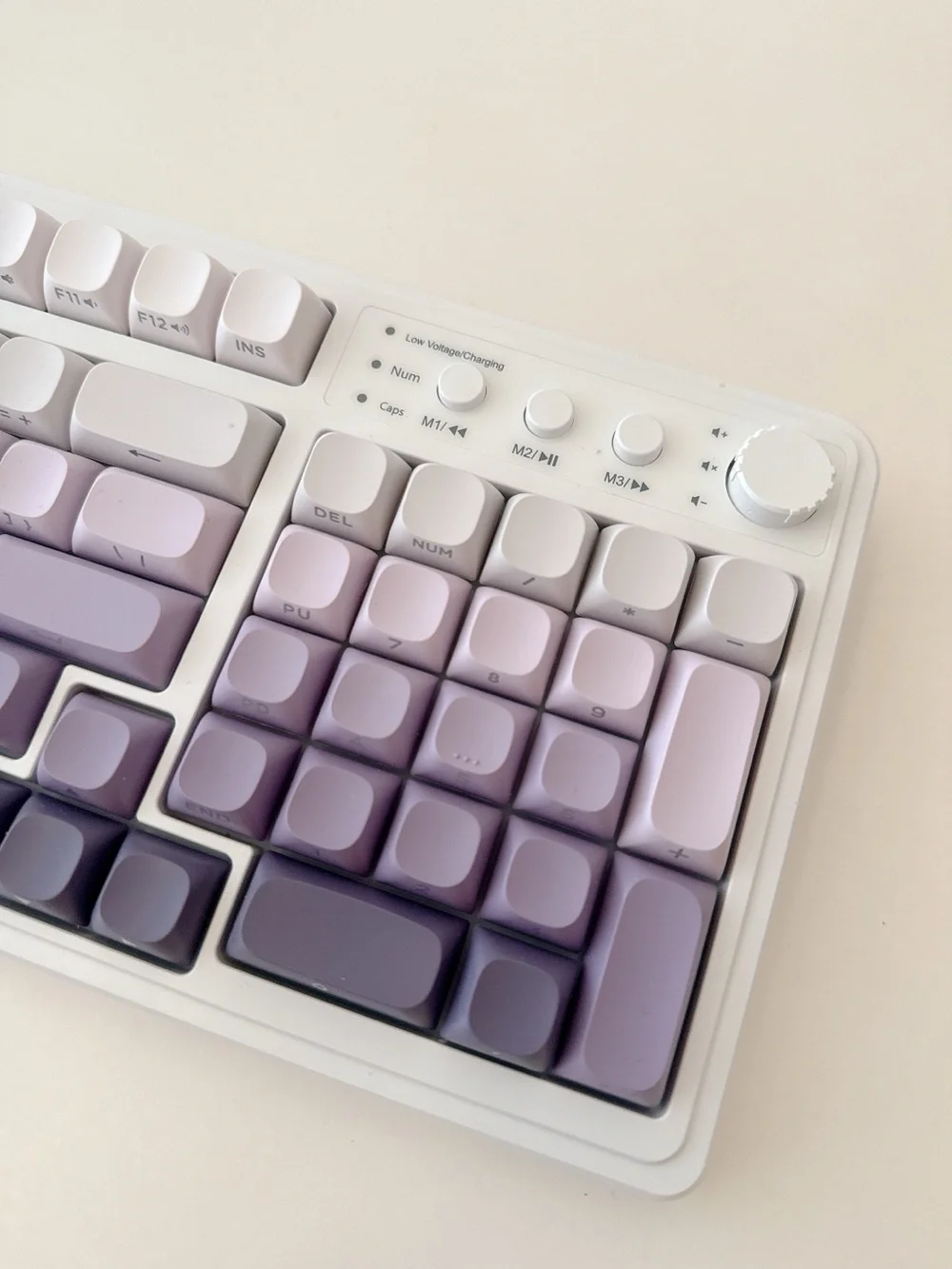 Brand new AULA S99 wireless keyboard - Lilac, creamy sound, RGB backlight, nob